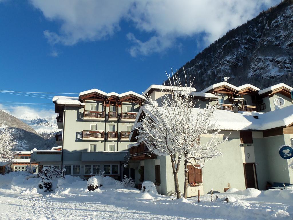 Hotel Santoni Ossana Exterior photo
